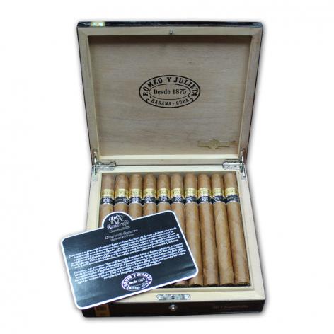 Lot 377 - Romeo y Julieta Churchills Reserva