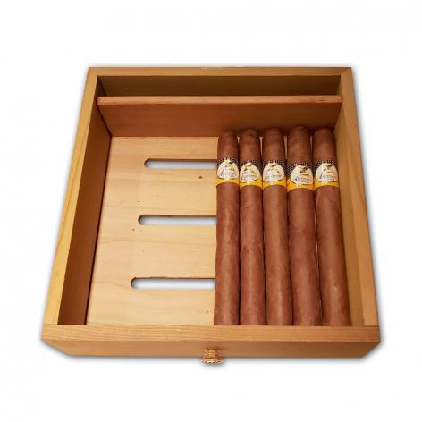 Lot 377 - Cohiba Siglo III