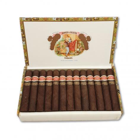 Lot 377 - Romeo y Julieta Robustos 