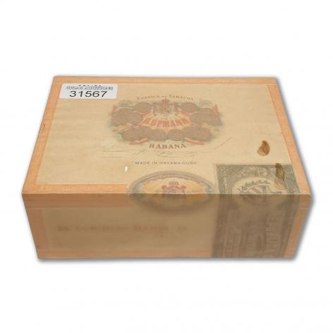 Lot 377 - H. Upmann Coronas Major
