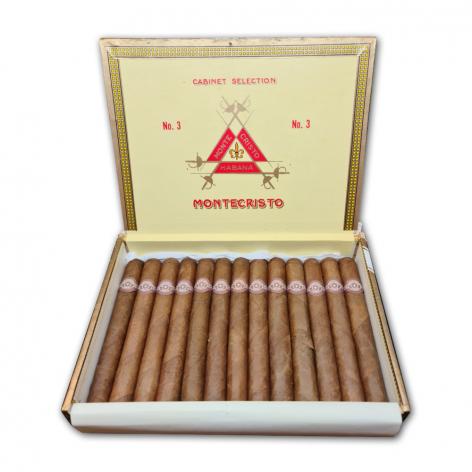 Lot 37 - Montecristo  No.3