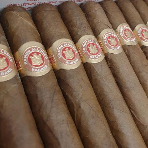 Lot 37 - Ramon Allones Petit Coronas 