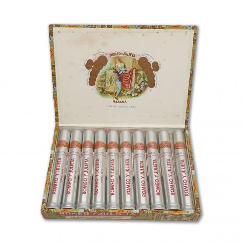Lot 37 - Romeo y Julieta Romeo No. 1