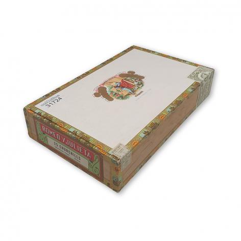 Lot 37 - Romeo y Julieta Churchills 