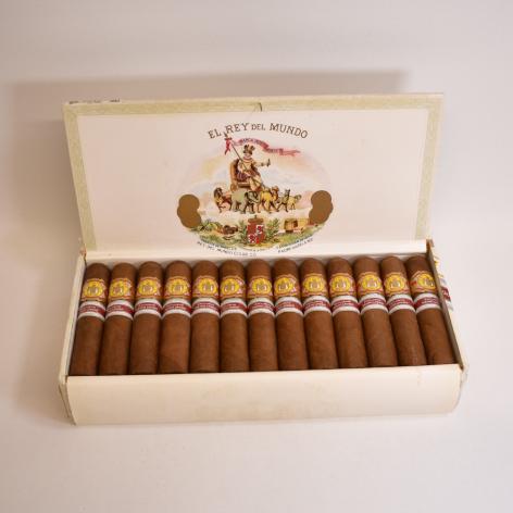 Lot 380 - El Rey del Mundo Choix de L'Epoque