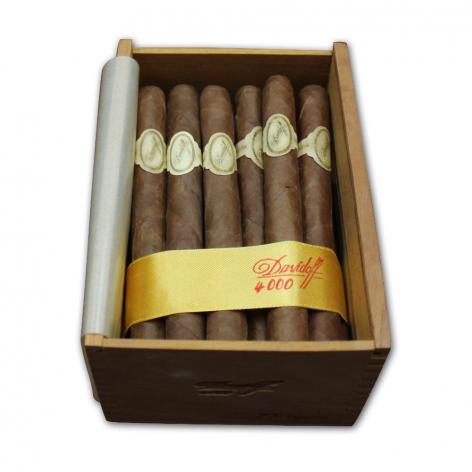 Lot 382 - Davidoff 4000