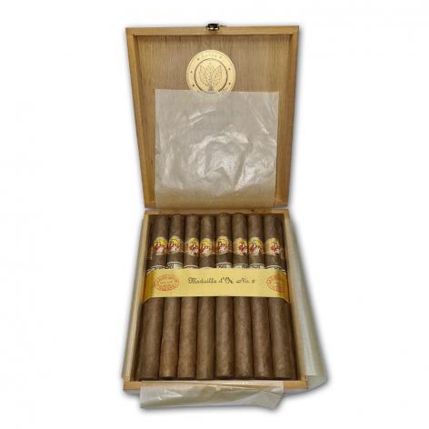 Lot 383 - La Gloria Cubana Medaille d&#39Or No.2