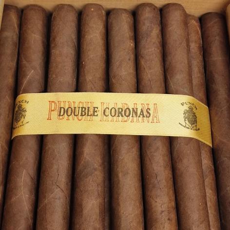 Lot 385 - Punch Double Coronas Specially Selected in Havana for Davidoff & Cie.