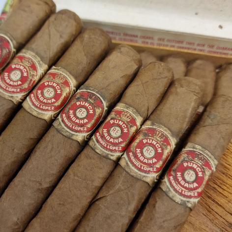 Lot 386 - Punch Ninfas