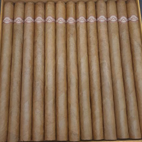 Lot 389 - Montecristo A