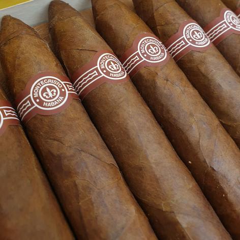 Lot 389 - Montecristo No. 2