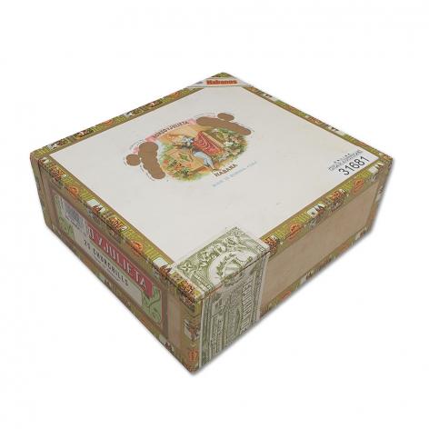 Lot 38 - Romeo y Julieta Churchills 