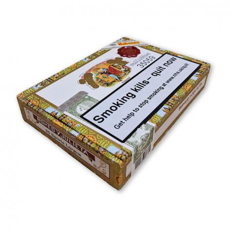 Lot 38 - Romeo y Julieta Sports Largos