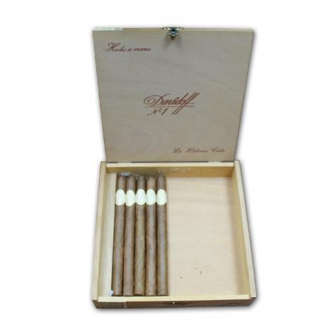 Lot 390 - Davidoff No.1   