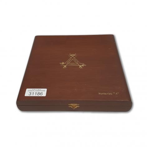 Lot 390 - Montecristo A
