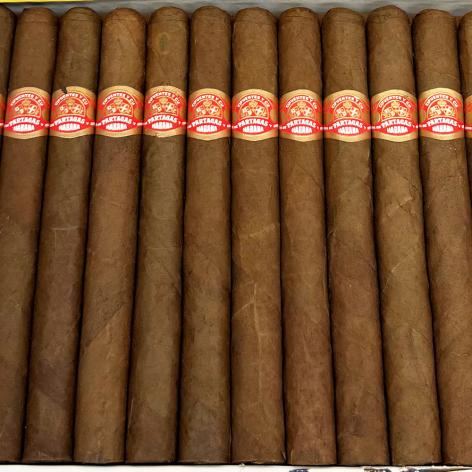 Lot 391 - Partagas Coronas Grandes