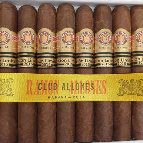 Lot 392 - Ramon Allones Club Allones