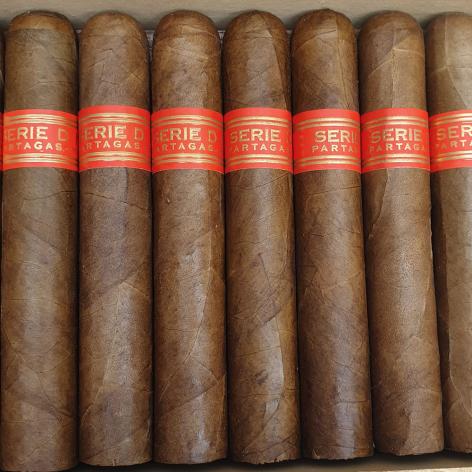 Lot 395 - Partagas Serie D No.4 