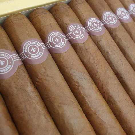 Lot 396 - Montecristo No. 4