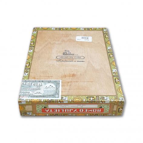 Lot 397 - Romeo y Julieta Prince of Wales