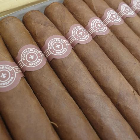 Lot 397 - Montecristo No. 4