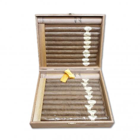 Lot 399 - Davidoff 80 Aniversario