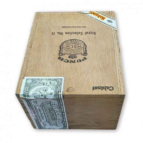 Lot 399 - Punch Royal Selection No. 11