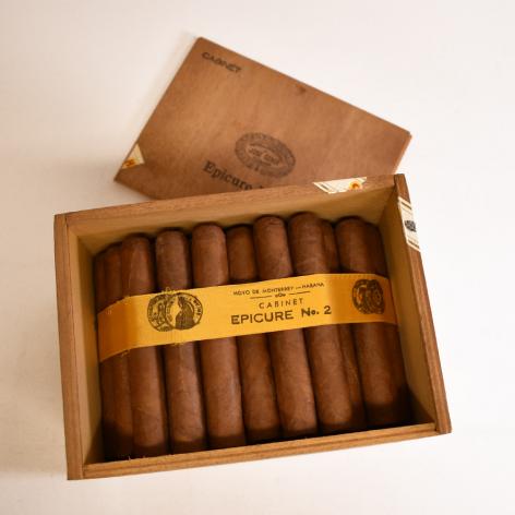 Lot 39 - Hoyo de Monterrey Epicure No.2