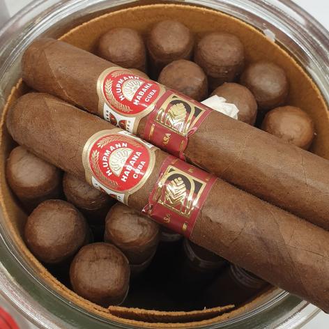 Lot 3 - H. Upmann Noellas