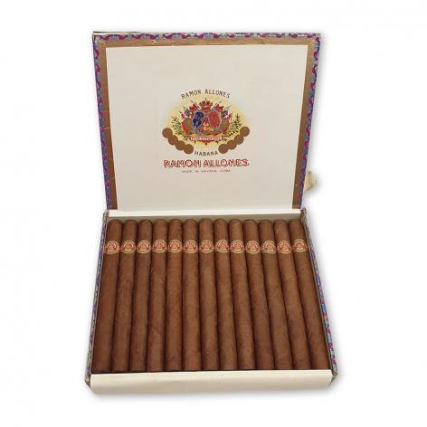 Lot 401 - Ramon Allones Gigantes 