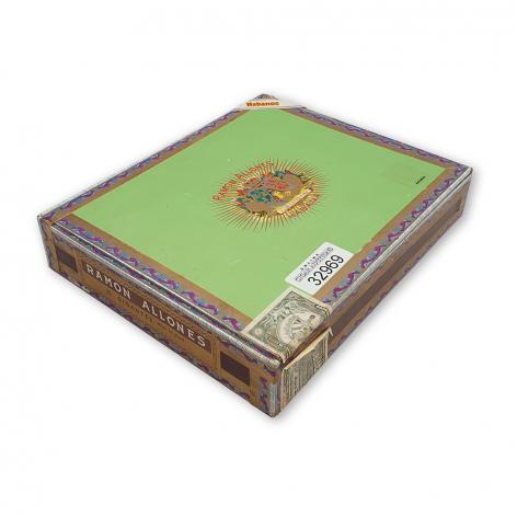 Lot 401 - Ramon Allones Gigantes 