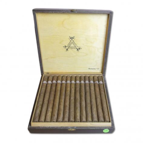 Lot 402 - Montecristo A