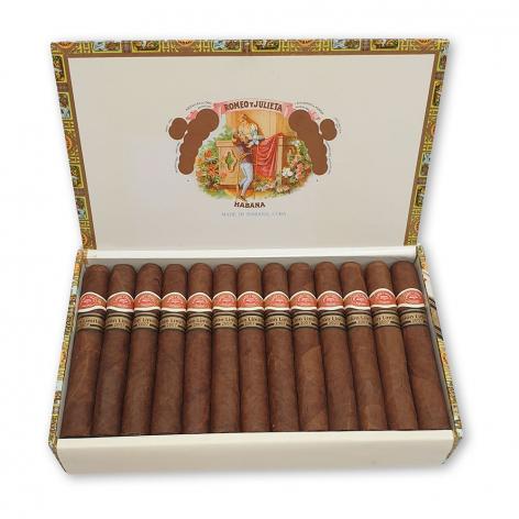 Lot 405 - Romeo y Julieta Escudos 