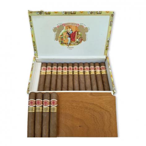 Lot 405 - Romeo y Julieta Short Churchills