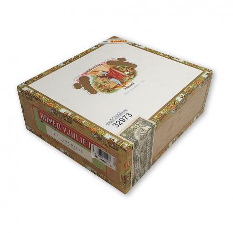 Lot 406 - Romeo y Julieta Churchills 