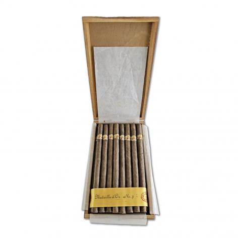Lot 40 - La Gloria Cubana Medaille d'Oro No. 3