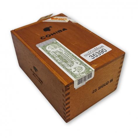Lot 40 - Cohiba Siglo III