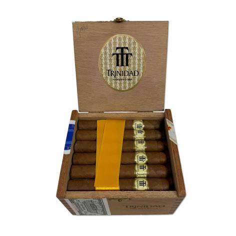 Lot 412 - Trinidad Reyes 