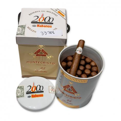 Lot 412 - Montecristo Robustos