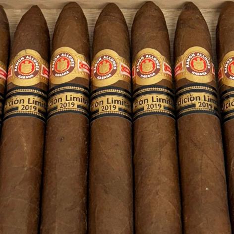 Lot 417 - Ramon Allones No. 2