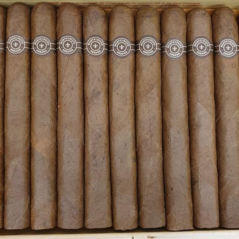 Lot 419 - Dunhill Montecristo Seleccion Suprema No.3