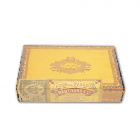 Lot 41 - Partagas Petit Coronas Especiales