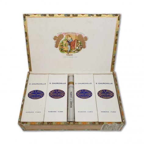 Lot 41 - Romeo y Julieta Churchills