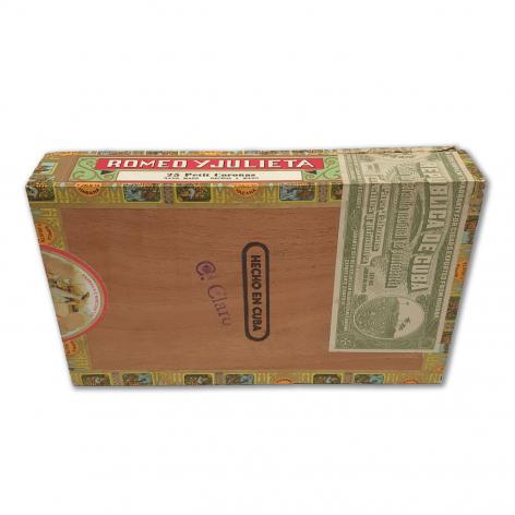 Lot 421 - Romeo y Julieta Petit Coronas