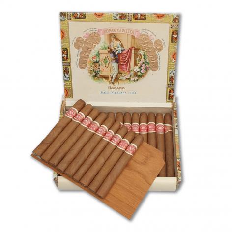 Lot 422 - Romeo y Julieta Petit Julietas