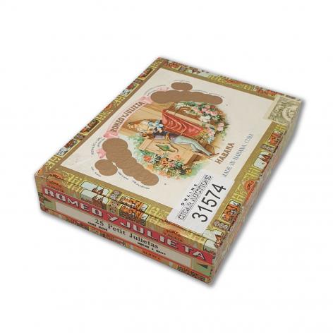 Lot 422 - Romeo y Julieta Petit Julietas