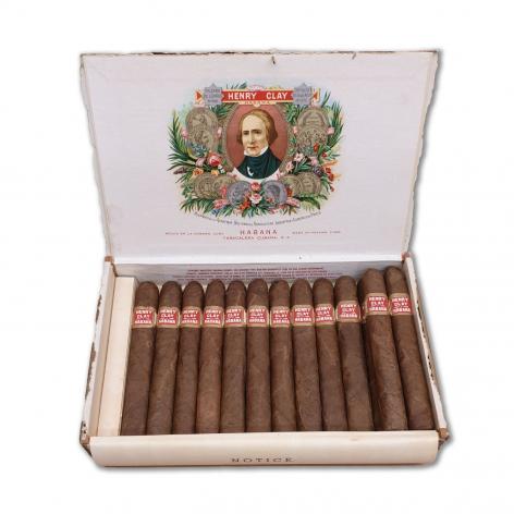 Lot 424 - Henry Clay Londres Fino Especiales