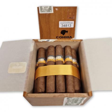 Lot 424 - Cohiba Robustos