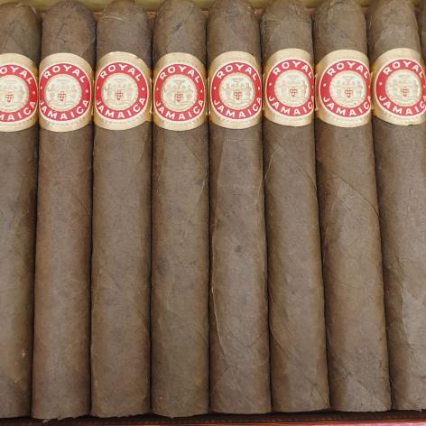 Lot 426 - Royal Jamaica Coronitas
