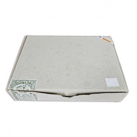 Lot 426 - H. Upmann Sir Winston